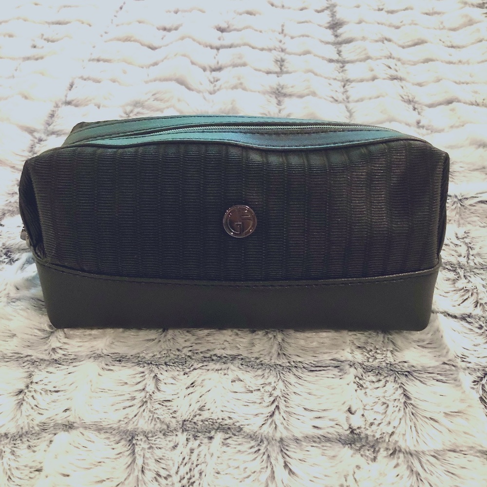 EVA Airines Business Class amenity kit by Giorgio Armani